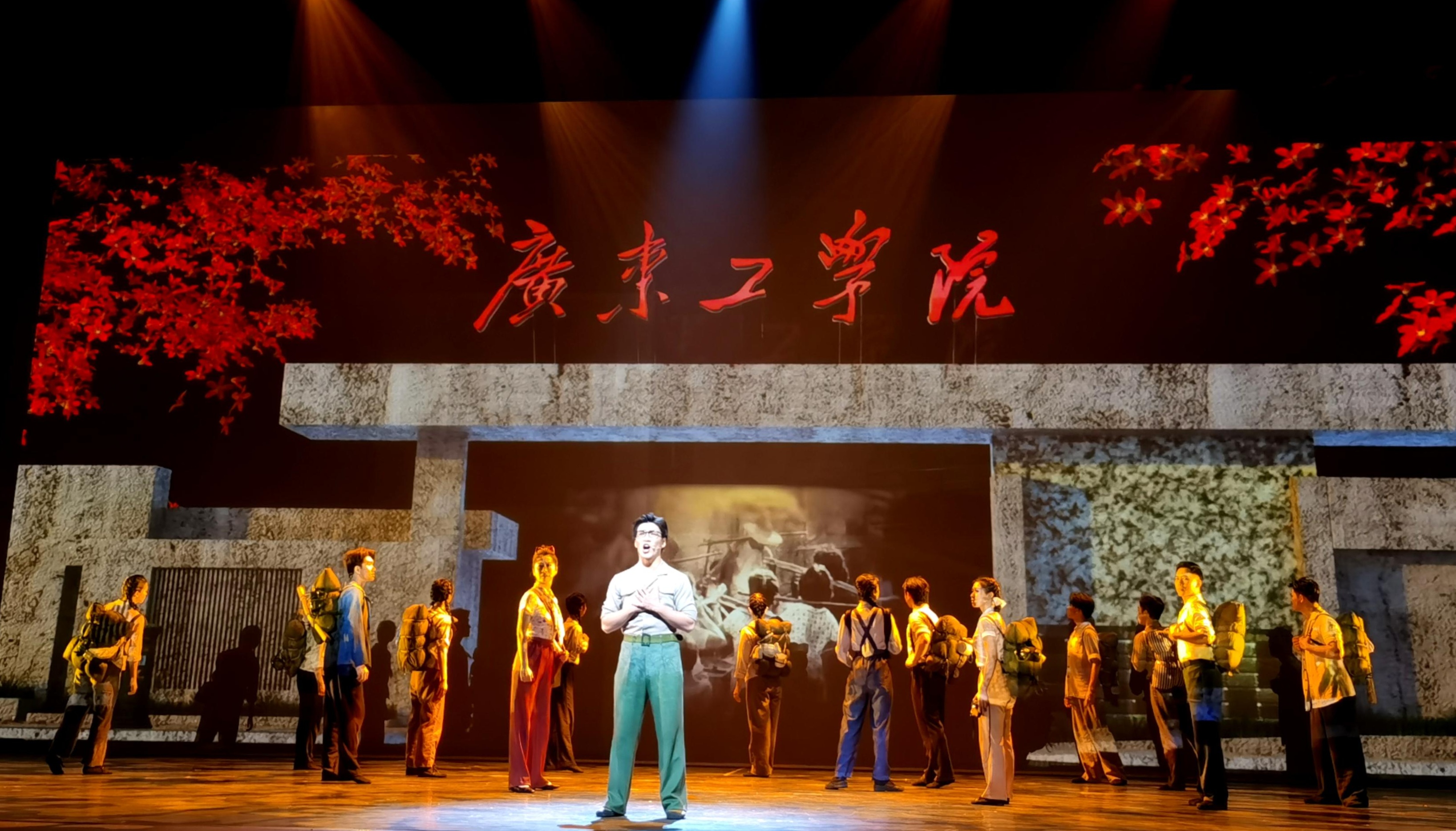 剧目《青春印丰碑》。人民网 宁玉瑛摄 剧目《青春印丰碑》。人民网 宁玉瑛摄